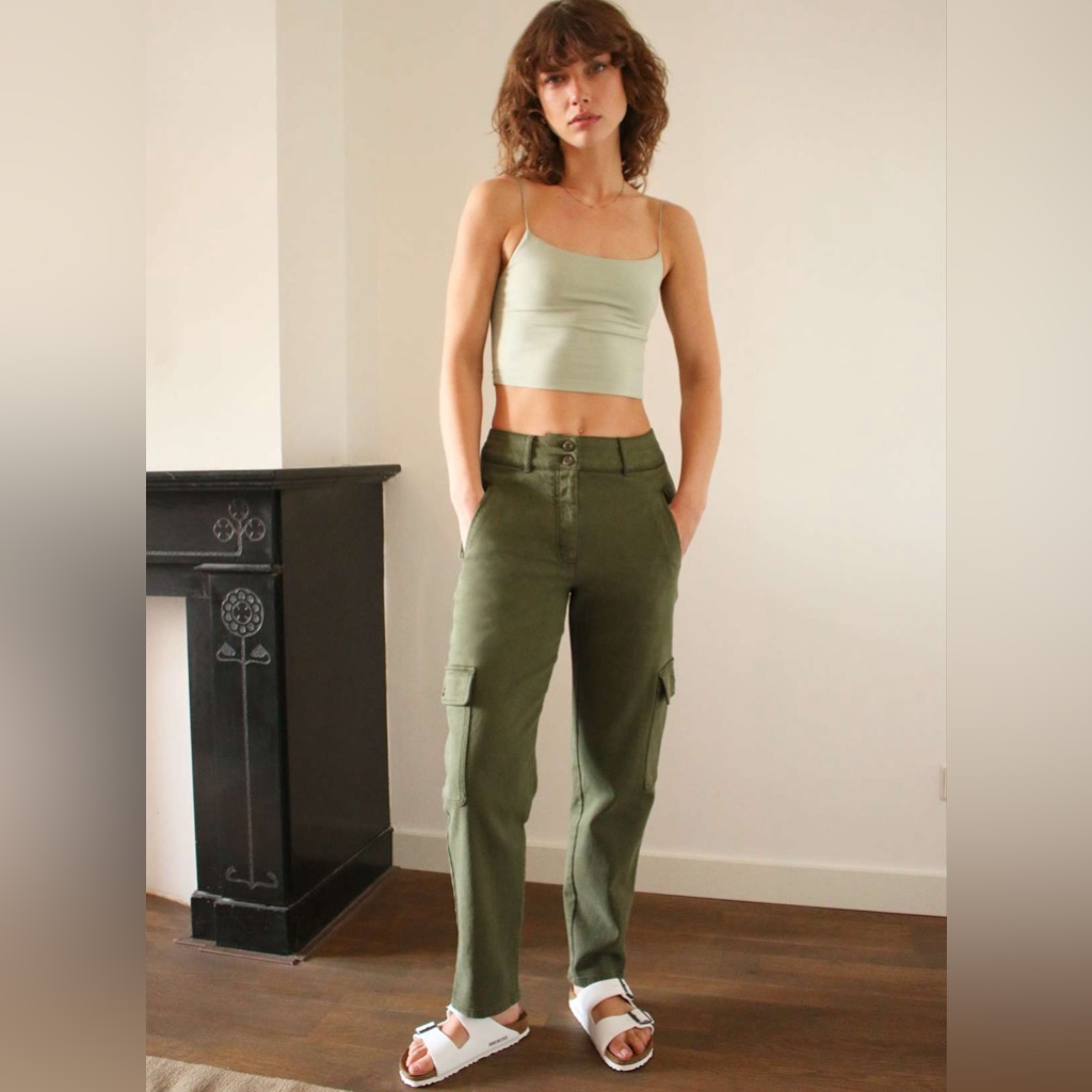 Aritzia Wilfred Modern Cargo Olive Green Cargo Pants